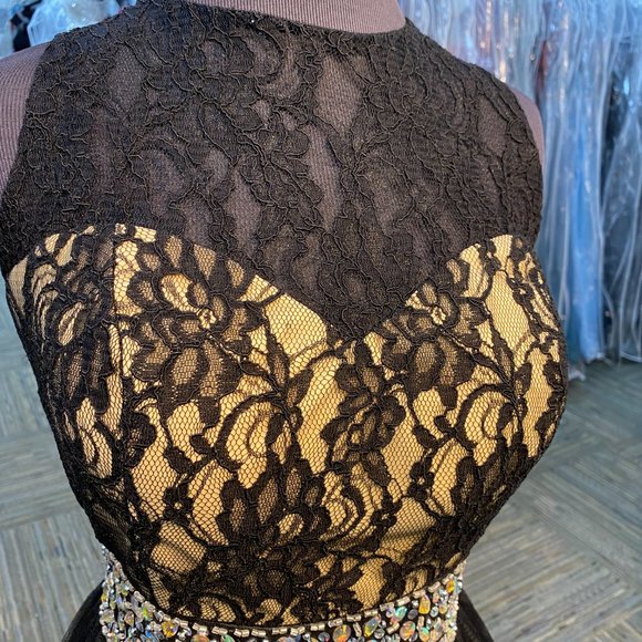 JOSH & JAZZ SHORT STYLE DRESS - Picture 3 of 6